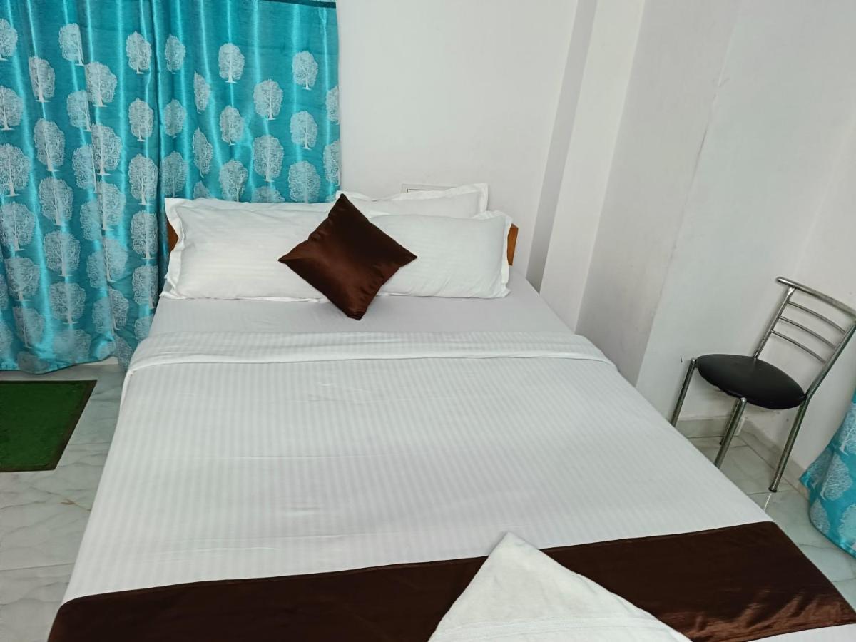 גווהטי Hotel Atithi Grand מראה חיצוני תמונה