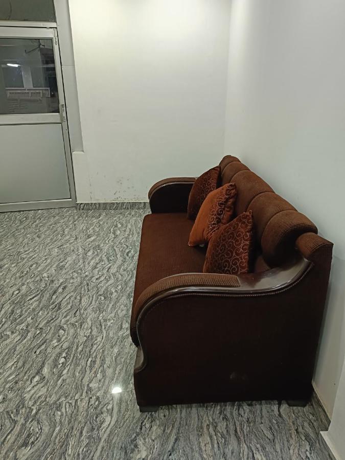 גווהטי Hotel Atithi Grand מראה חיצוני תמונה