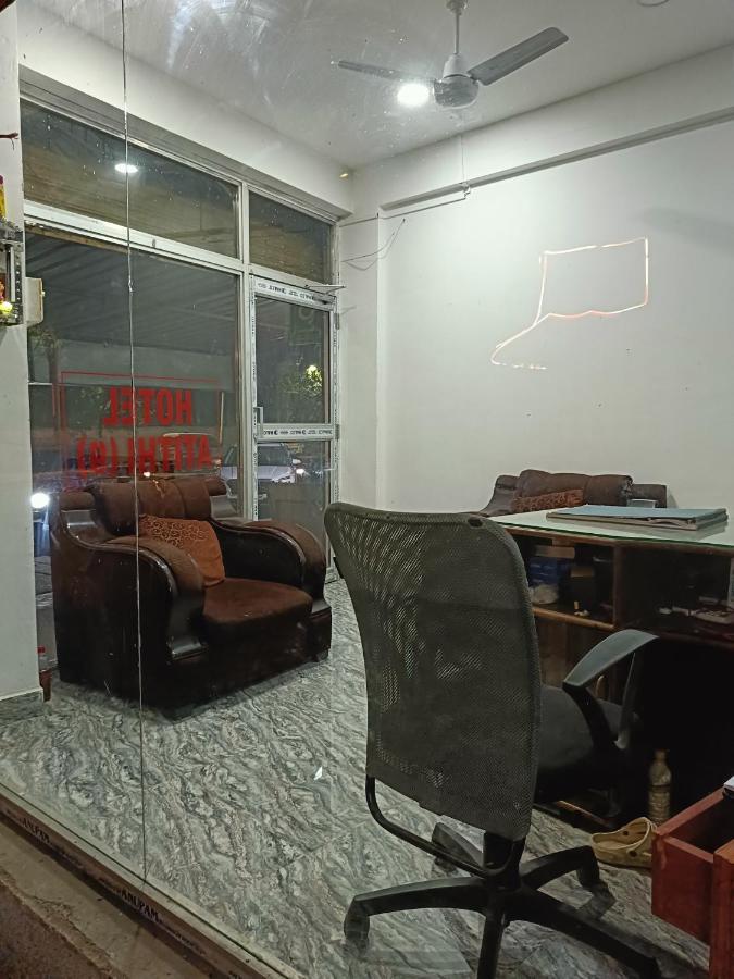 גווהטי Hotel Atithi Grand מראה חיצוני תמונה