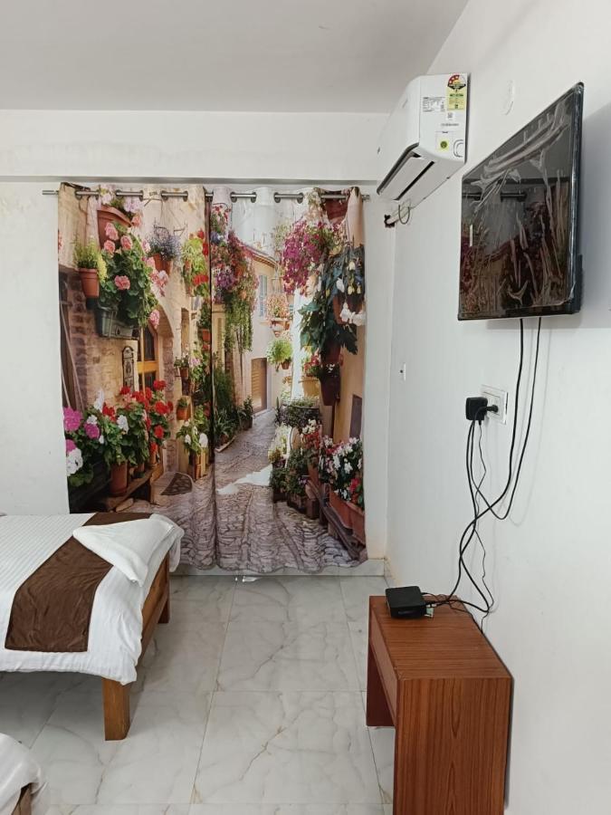 גווהטי Hotel Atithi Grand מראה חיצוני תמונה